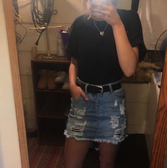 Meet your Posher, Paige - Picture 1 of 1